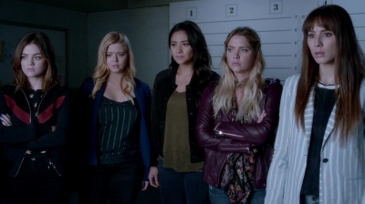 Pretty_Little_Liars_S07E19_WEB-DL_720p_DUAL_WWW_COMANDOTORRENTS_COM_1839.jpg