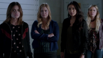 Pretty_Little_Liars_S07E19_WEB-DL_720p_DUAL_WWW_COMANDOTORRENTS_COM_1952.jpg