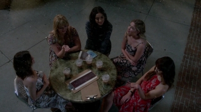 Pretty_Little_Liars_S07E20E21_WEB-DL_720p_DUAL_WWW_COMANDOTORRENTS_COM_0132.jpg