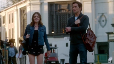 Pretty_Little_Liars_S07E20E21_WEB-DL_720p_DUAL_WWW_COMANDOTORRENTS_COM_0195.jpg