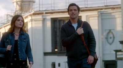 Pretty_Little_Liars_S07E20E21_WEB-DL_720p_DUAL_WWW_COMANDOTORRENTS_COM_0198.jpg