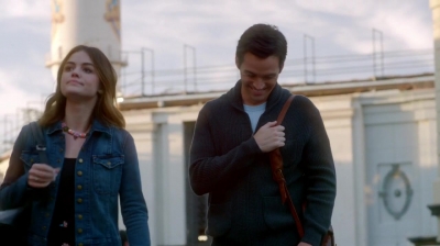 Pretty_Little_Liars_S07E20E21_WEB-DL_720p_DUAL_WWW_COMANDOTORRENTS_COM_0200.jpg