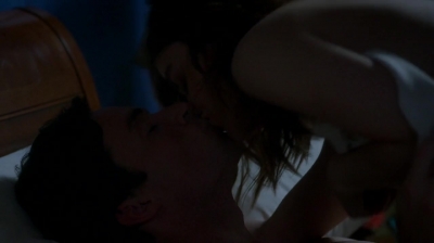 Pretty_Little_Liars_S07E20E21_WEB-DL_720p_DUAL_WWW_COMANDOTORRENTS_COM_1066.jpg