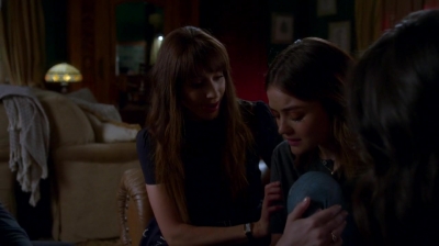 Pretty_Little_Liars_S07E20E21_WEB-DL_720p_DUAL_WWW_COMANDOTORRENTS_COM_1280.jpg