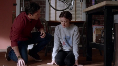 Pretty_Little_Liars_S07E20E21_WEB-DL_720p_DUAL_WWW_COMANDOTORRENTS_COM_1342.jpg