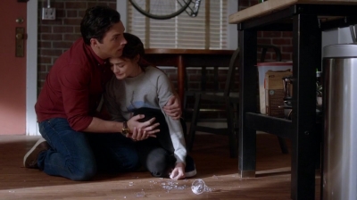Pretty_Little_Liars_S07E20E21_WEB-DL_720p_DUAL_WWW_COMANDOTORRENTS_COM_1370.jpg