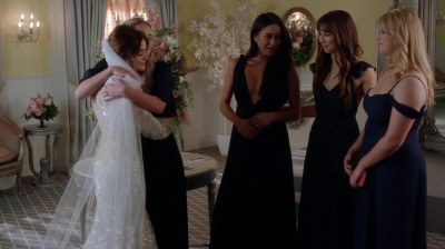 Pretty_Little_Liars_S07E20E21_WEB-DL_720p_DUAL_WWW_COMANDOTORRENTS_COM_3092.jpg