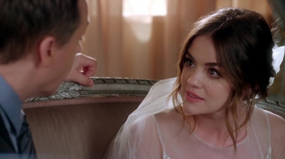 Pretty_Little_Liars_S07E20E21_WEB-DL_720p_DUAL_WWW_COMANDOTORRENTS_COM_3432.jpg