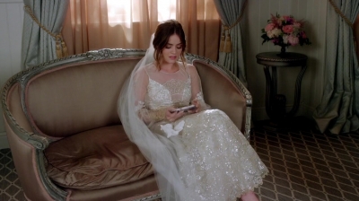 Pretty_Little_Liars_S07E20E21_WEB-DL_720p_DUAL_WWW_COMANDOTORRENTS_COM_3457.jpg