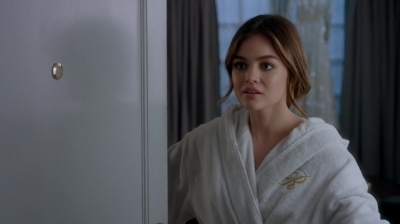 Pretty_Little_Liars_S07E20E21_WEB-DL_720p_DUAL_WWW_COMANDOTORRENTS_COM_3560.jpg