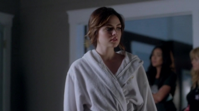 Pretty_Little_Liars_S07E20E21_WEB-DL_720p_DUAL_WWW_COMANDOTORRENTS_COM_3566.jpg