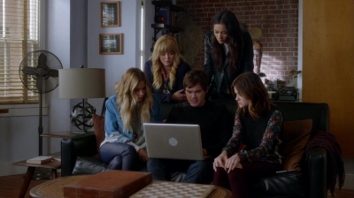 Pretty_Little_Liars_S07E20E21_WEB-DL_720p_DUAL_WWW_COMANDOTORRENTS_COM_4172.jpg