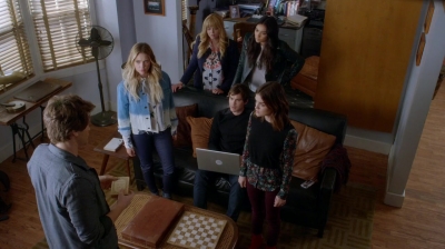Pretty_Little_Liars_S07E20E21_WEB-DL_720p_DUAL_WWW_COMANDOTORRENTS_COM_4194.jpg