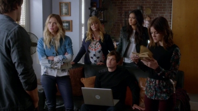 Pretty_Little_Liars_S07E20E21_WEB-DL_720p_DUAL_WWW_COMANDOTORRENTS_COM_4216.jpg