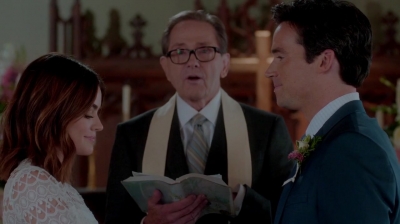 Pretty_Little_Liars_S07E20E21_WEB-DL_720p_DUAL_WWW_COMANDOTORRENTS_COM_4680.jpg