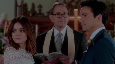 Pretty_Little_Liars_S07E20E21_WEB-DL_720p_DUAL_WWW_COMANDOTORRENTS_COM_4685.jpg
