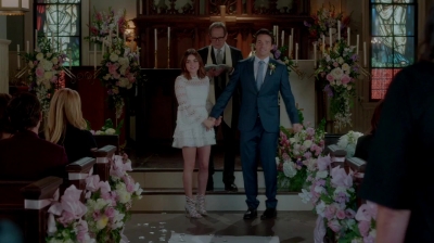 Pretty_Little_Liars_S07E20E21_WEB-DL_720p_DUAL_WWW_COMANDOTORRENTS_COM_4708.jpg