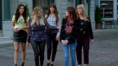 Pretty_Little_Liars_S07E20E21_WEB-DL_720p_DUAL_WWW_COMANDOTORRENTS_COM_4728.jpg