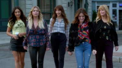 Pretty_Little_Liars_S07E20E21_WEB-DL_720p_DUAL_WWW_COMANDOTORRENTS_COM_4733.jpg