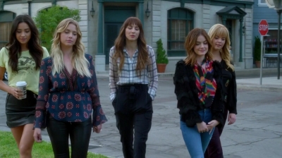 Pretty_Little_Liars_S07E20E21_WEB-DL_720p_DUAL_WWW_COMANDOTORRENTS_COM_4750.jpg