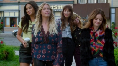 Pretty_Little_Liars_S07E20E21_WEB-DL_720p_DUAL_WWW_COMANDOTORRENTS_COM_4763.jpg