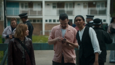 Ragdoll_S01E01_1080p_AMZN_WEB-DL_DDP5_1_H_264-NTb_0420.jpg
