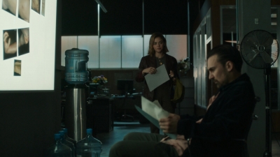 Ragdoll_S01E01_1080p_AMZN_WEB-DL_DDP5_1_H_264-NTb_1260.jpg