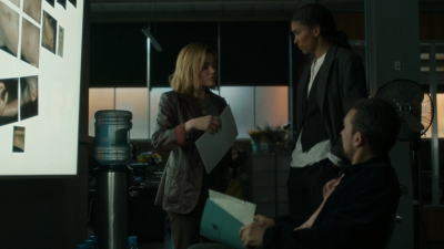 Ragdoll_S01E01_1080p_AMZN_WEB-DL_DDP5_1_H_264-NTb_1292.jpg