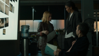 Ragdoll_S01E01_1080p_AMZN_WEB-DL_DDP5_1_H_264-NTb_1294.jpg