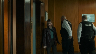 Ragdoll_S01E01_1080p_AMZN_WEB-DL_DDP5_1_H_264-NTb_1555.jpg