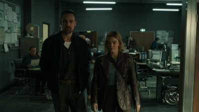 Ragdoll_S01E01_1080p_AMZN_WEB-DL_DDP5_1_H_264-NTb_1635.jpg