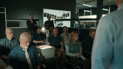 Ragdoll_S01E01_1080p_AMZN_WEB-DL_DDP5_1_H_264-NTb_1764.jpg