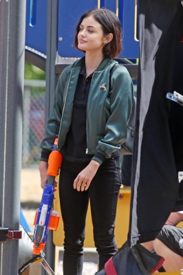 HQ

