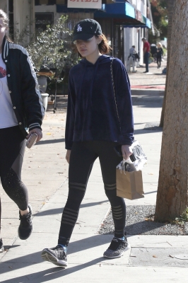 HQ
