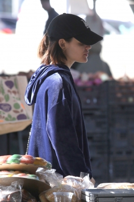 HQ
