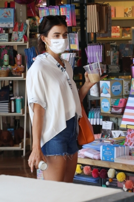ShoppingInLA080821-055.jpg