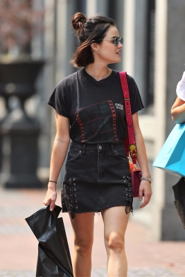 HQ
