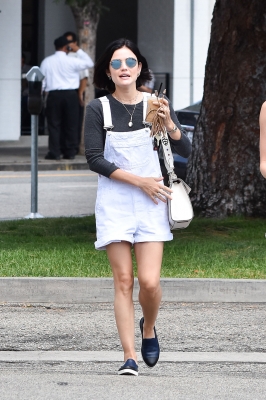 HQ
