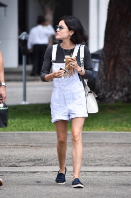 HQ
