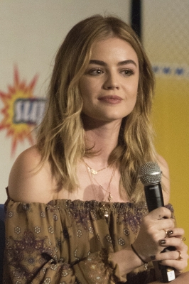 HQ
