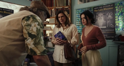 The_Storied_Life_of_A_J_Fikry_2022_1080p_WEBRip_x265-RARBG_3286.jpg