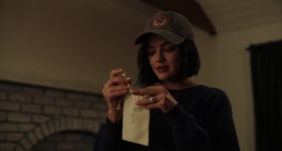 The_Storied_Life_of_A_J_Fikry_2022_1080p_WEBRip_x265-RARBG_5961.jpg