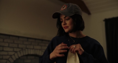 The_Storied_Life_of_A_J_Fikry_2022_1080p_WEBRip_x265-RARBG_5963.jpg
