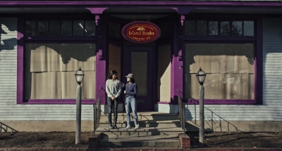 The_Storied_Life_of_A_J_Fikry_2022_1080p_WEBRip_x265-RARBG_5981.jpg