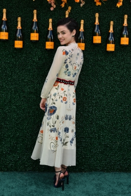 HQ
