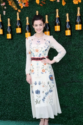 HQ
