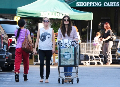 WholeFoodStore2013-01.jpg
