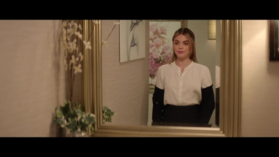 a_nice_girl_like_you_2020_1080p_web_h264-huzzah_0080.jpg