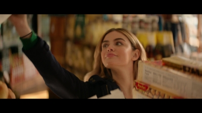 a_nice_girl_like_you_2020_1080p_web_h264-huzzah_0146.jpg