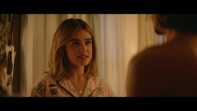 a_nice_girl_like_you_2020_1080p_web_h264-huzzah_0359.jpg